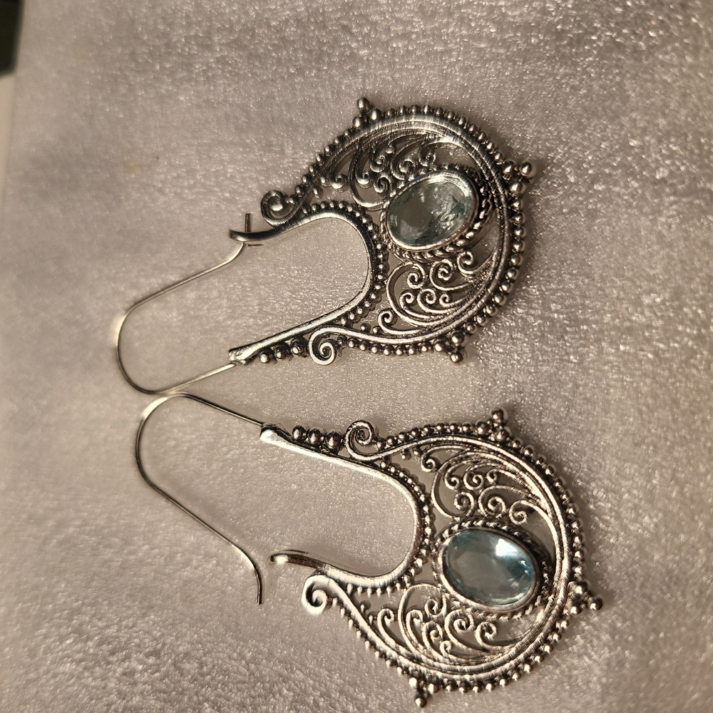 Beautiful aquamarine hoop earrings
